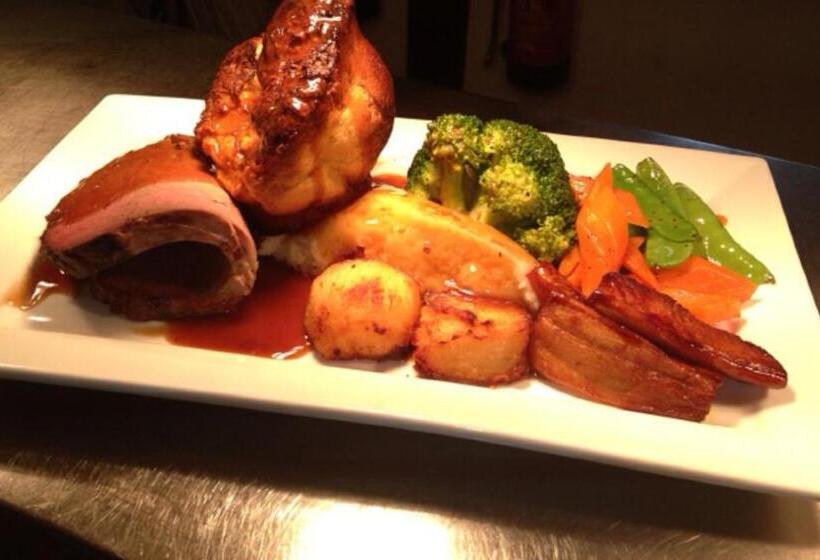 هتل Lyons Woodlands Hall