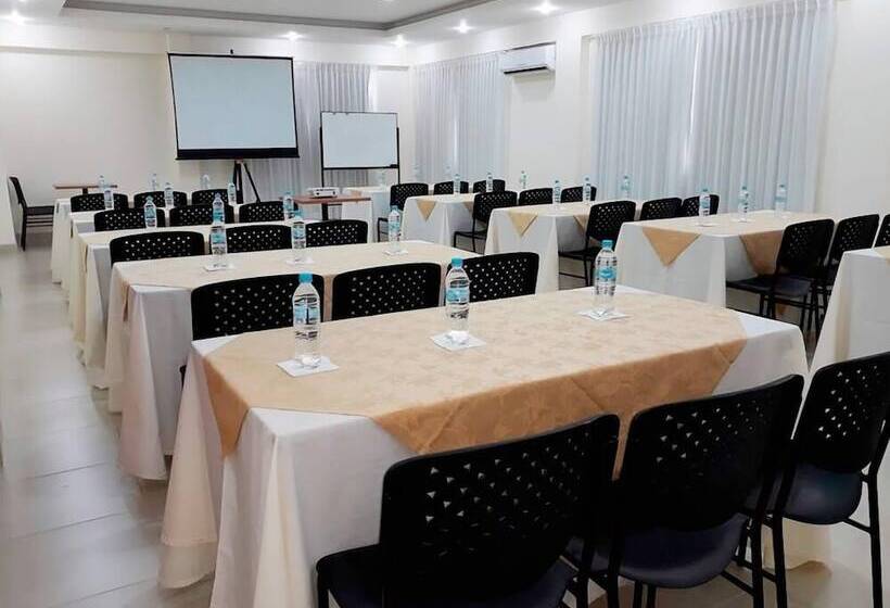 בית מלון כפרי Palmira Inn