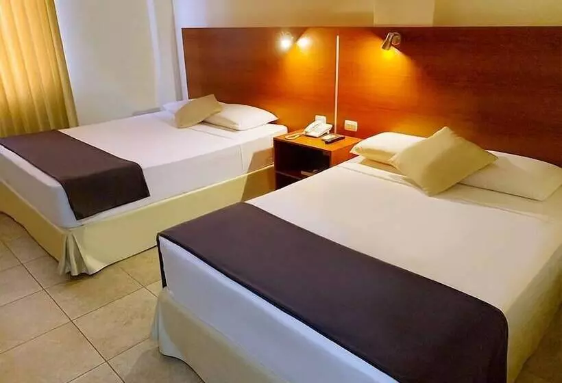 ホテル Palmira Inn