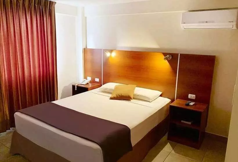ホテル Palmira Inn