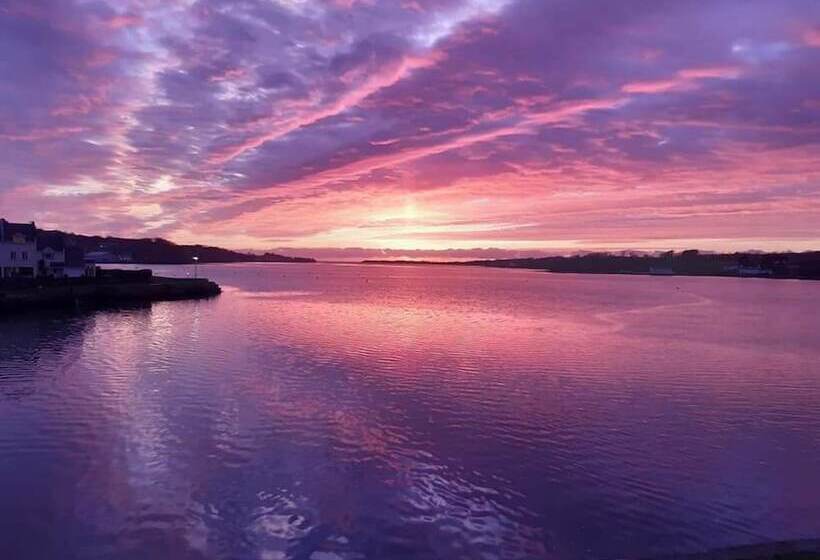 בית מלון כפרי Port Dinorwic