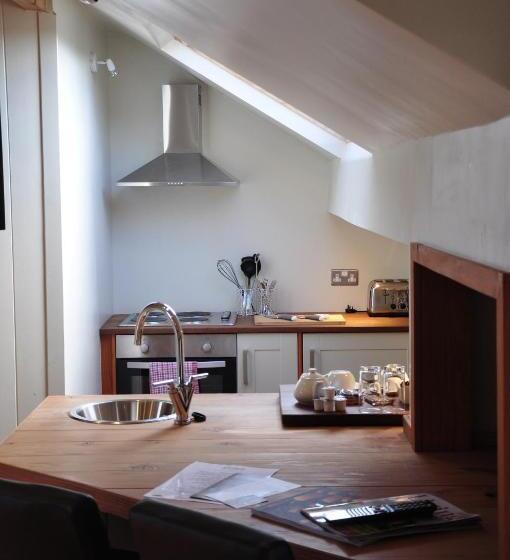 هتل The Inn At Cheltenham Parade