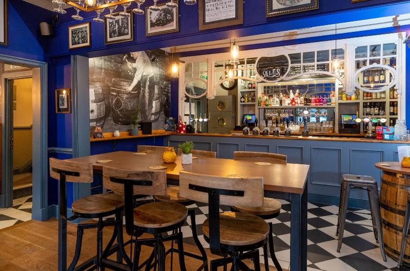 هتل The Inn At Cheltenham Parade