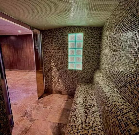 Hotel Three Rivers