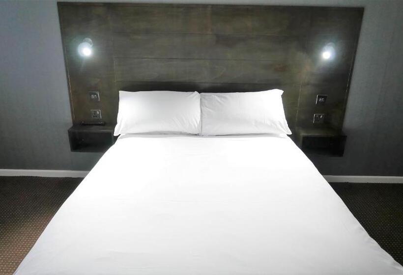 리조트 Warrens Village Motel And Self Catering