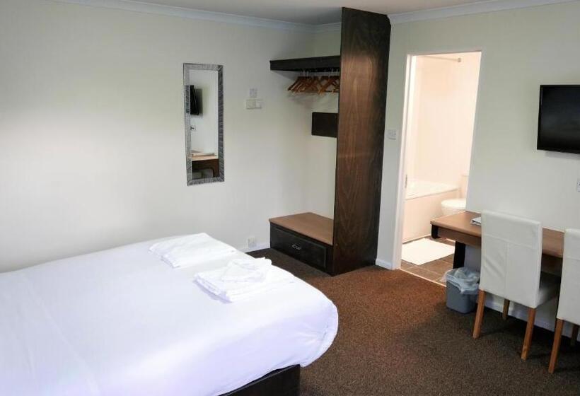 리조트 Warrens Village Motel And Self Catering