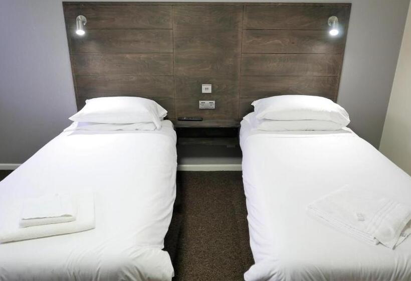 리조트 Warrens Village Motel And Self Catering