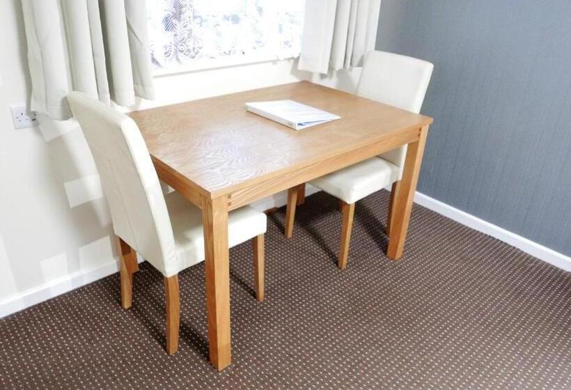 리조트 Warrens Village Motel And Self Catering