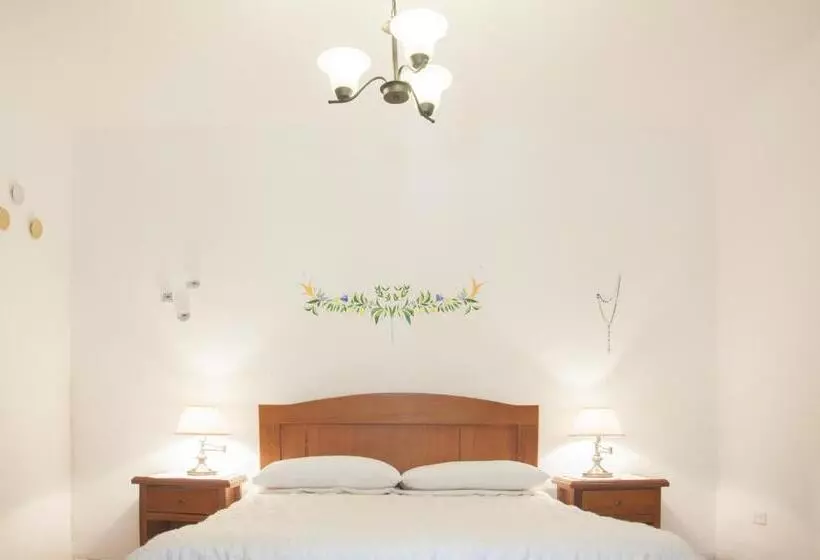 Sakti Hostal B&b