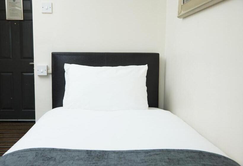 The Broughton Hotel By Greene King Inns