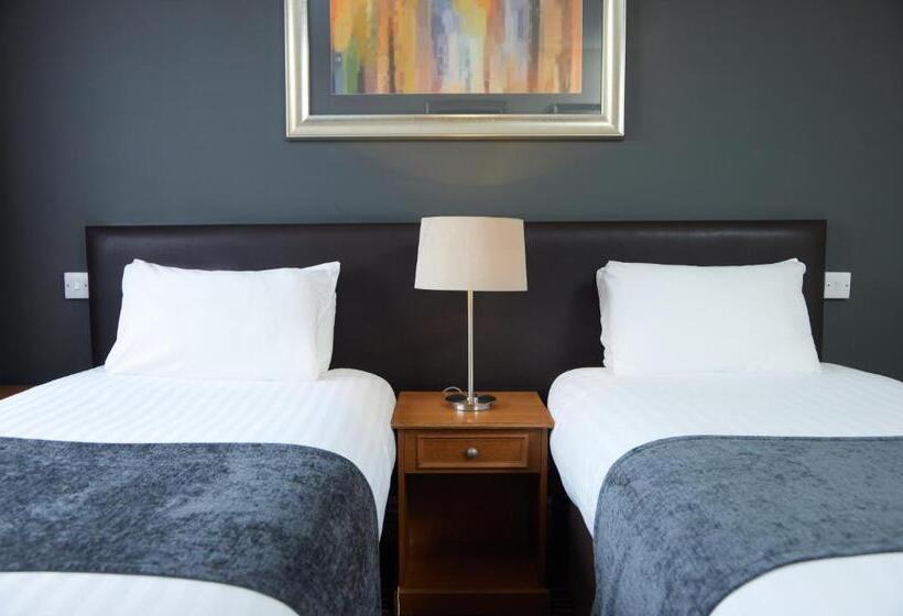 The Broughton Hotel By Greene King Inns