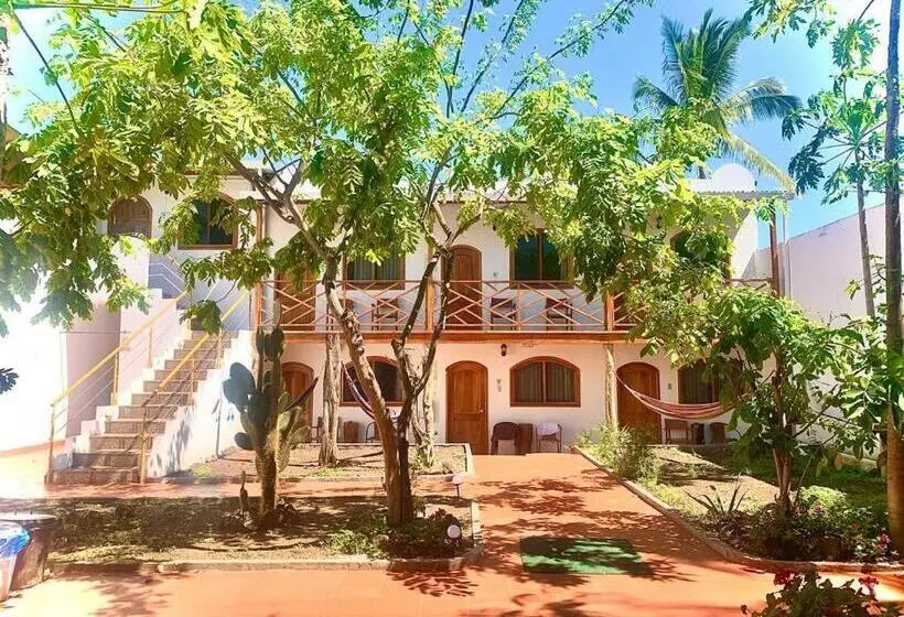 ユースホステル Hostal White House Galapagos