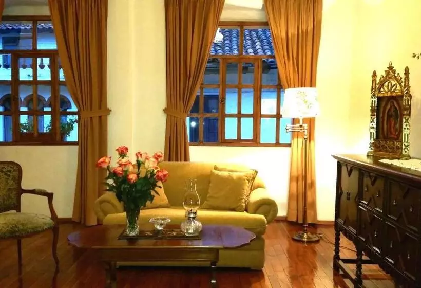 Casa Montalvo Bed & Breakfast