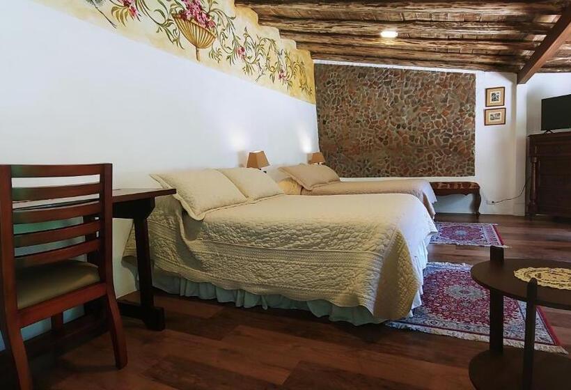 Casa Montalvo Bed & Breakfast