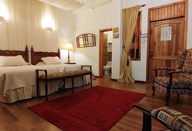 Casa Montalvo Bed & Breakfast