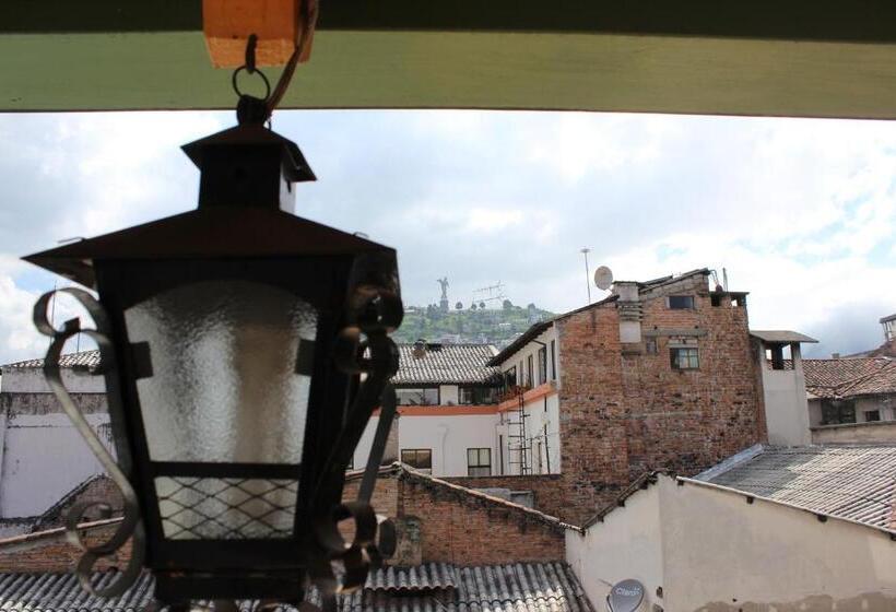 Отель Hostal Yumbo Imperial