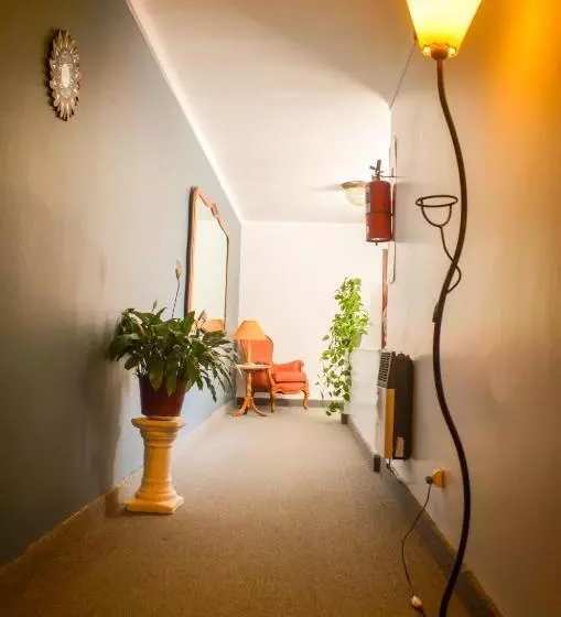 Hotelli Ideal