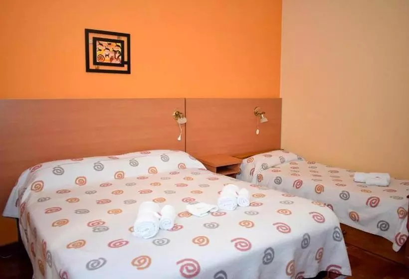 Hotelli Ideal