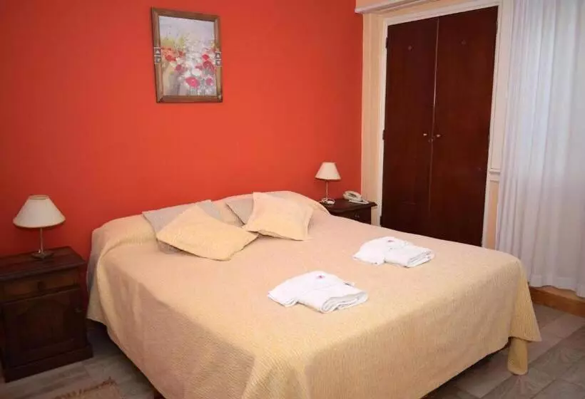 Hotelli Ideal
