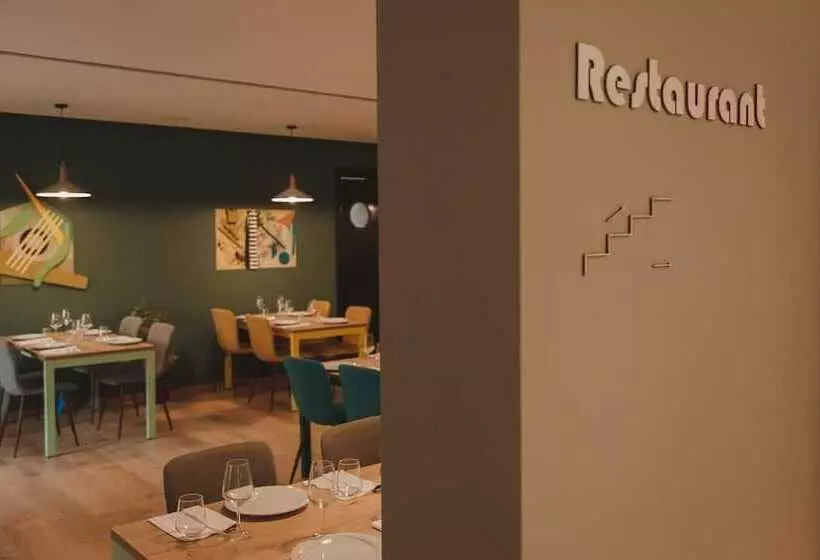 ホテル Kadrisa