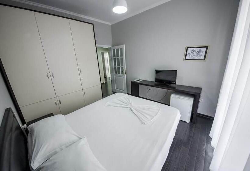 בית מלון כפרי Kadrisa