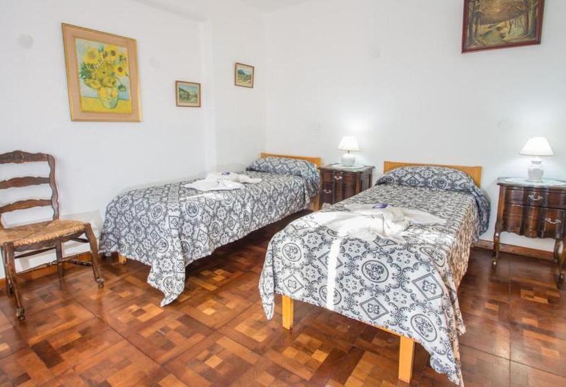 Отель Las Verbenas