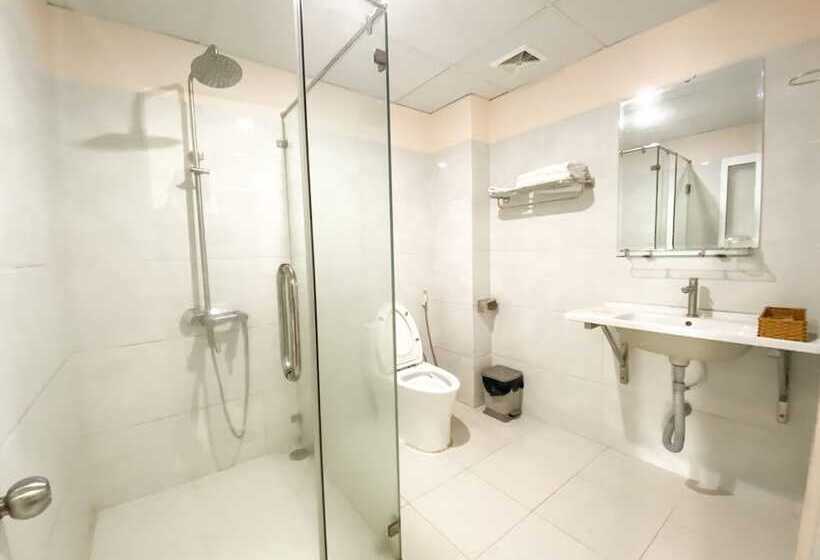 Ngọc Hân Hotel By The Moment