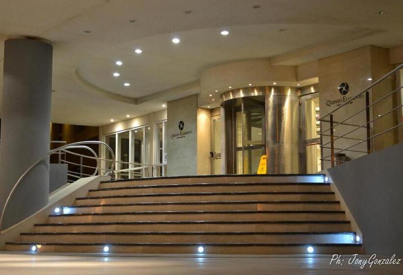 فندق Quinto Elemento