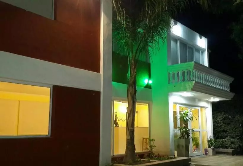 ホテル Ríomío Habilitado