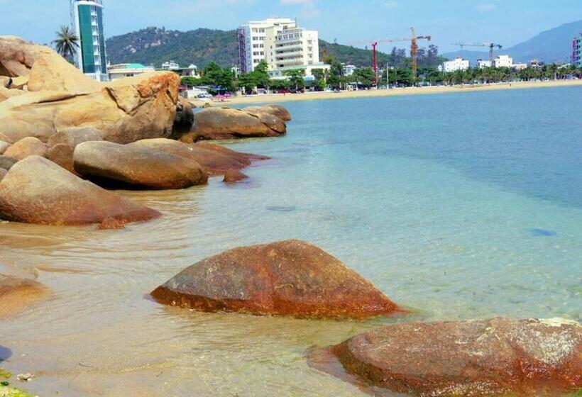 هاستل Hoang Son