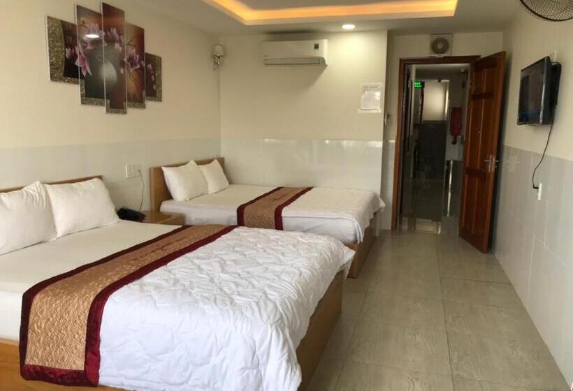 هاستل Hoang Son