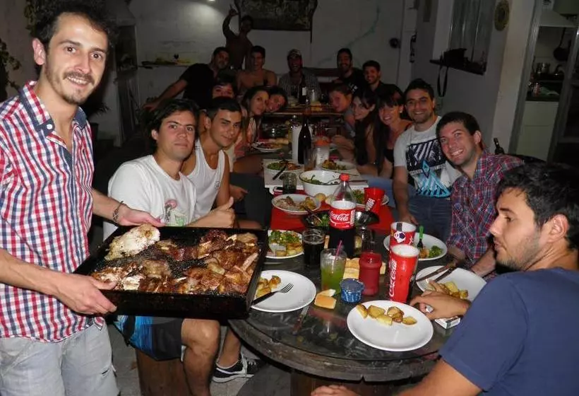 ユースホステル Rosario Global House