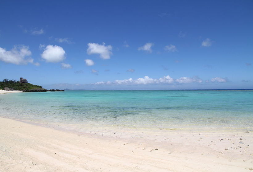 Bed and Breakfast Iyashi No Resort Nakijin