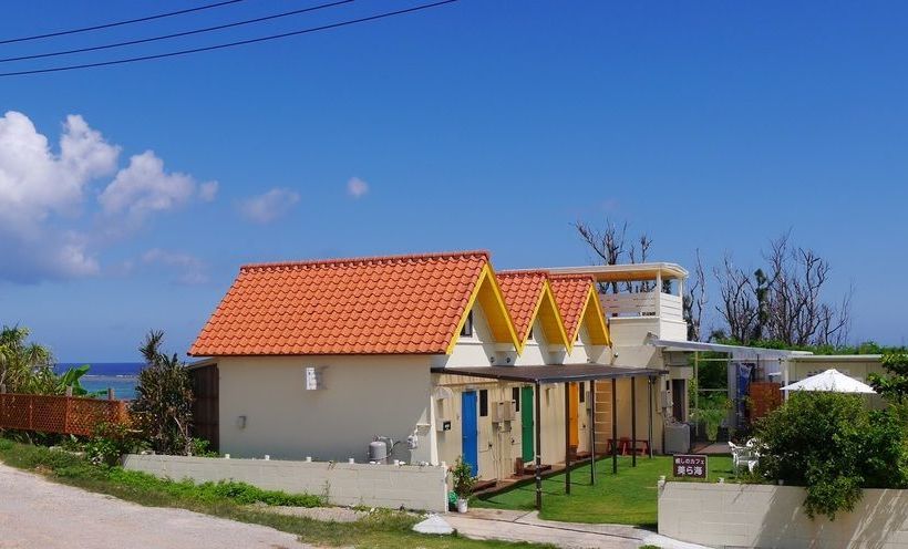 Bed and Breakfast Iyashi No Resort Nakijin