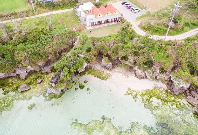 Bed and Breakfast Iyashi No Resort Nakijin