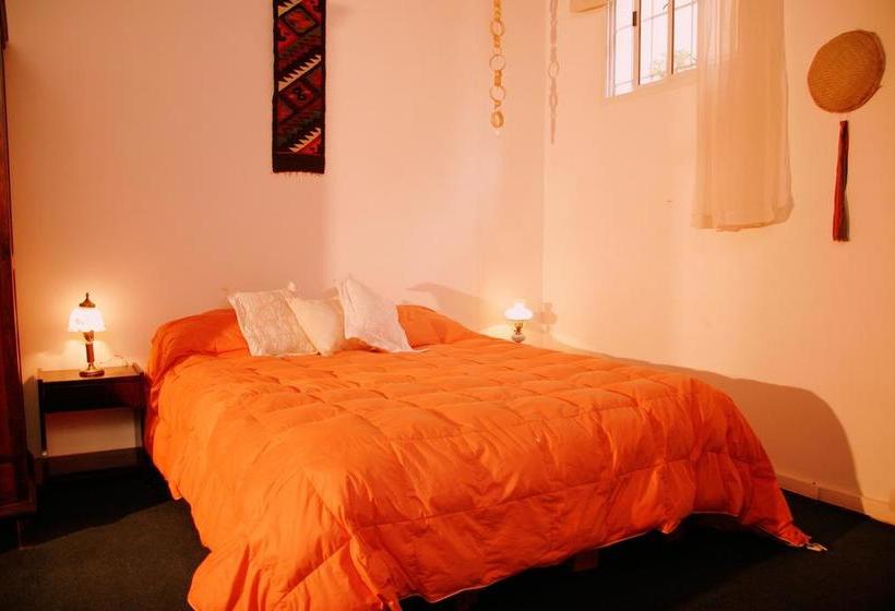 تختخواب و صبحانه Posada De La Luna