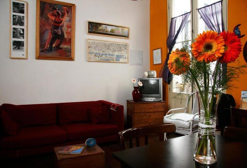 تختخواب و صبحانه Posada De La Luna