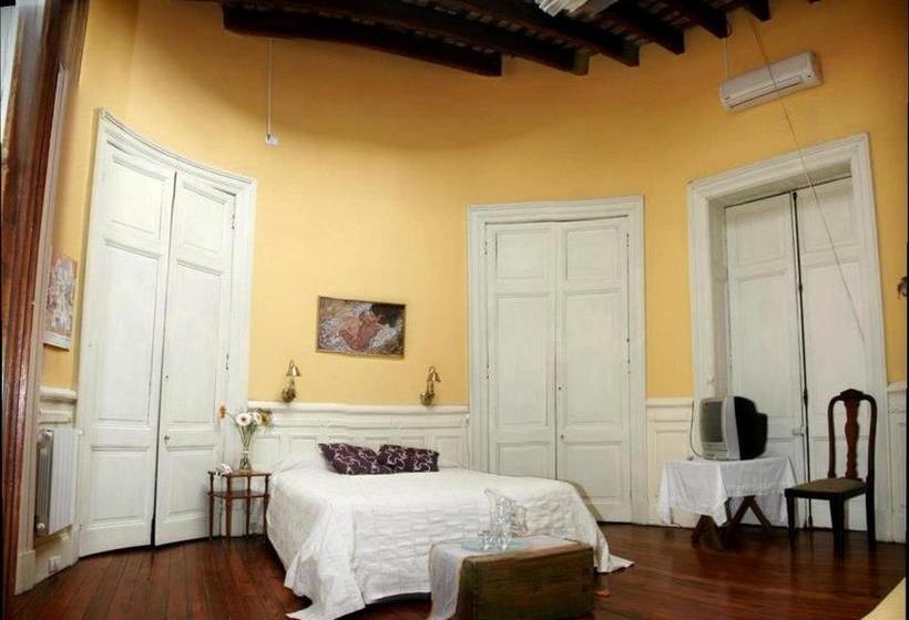 تختخواب و صبحانه Posada De La Luna