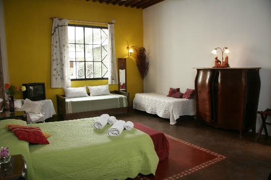 تختخواب و صبحانه Posada De La Luna