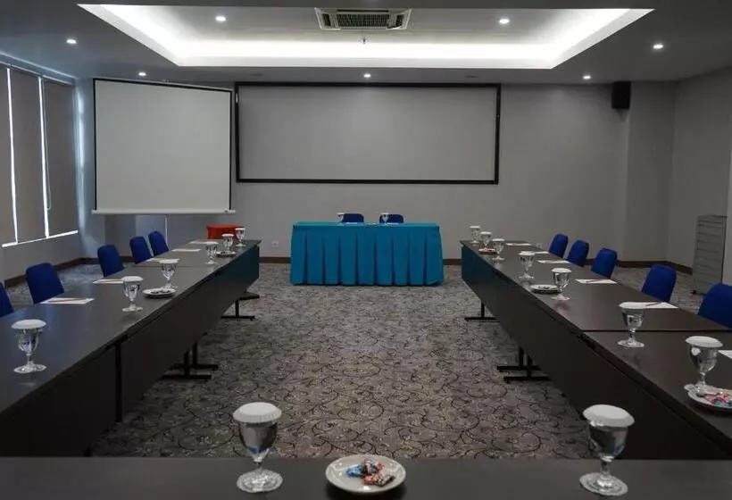 Hotel Brothers Biru Solo Baru