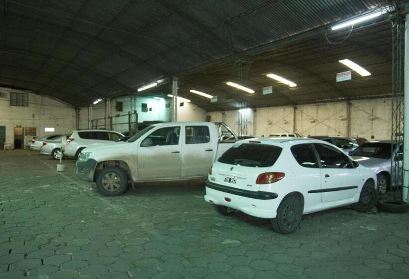 Отель Confianza