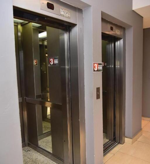 Отель Confianza