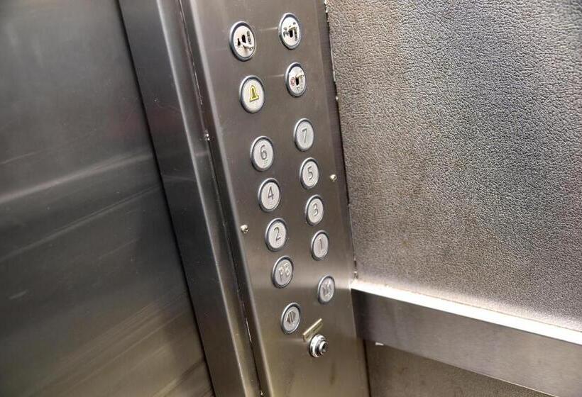 Отель Confianza