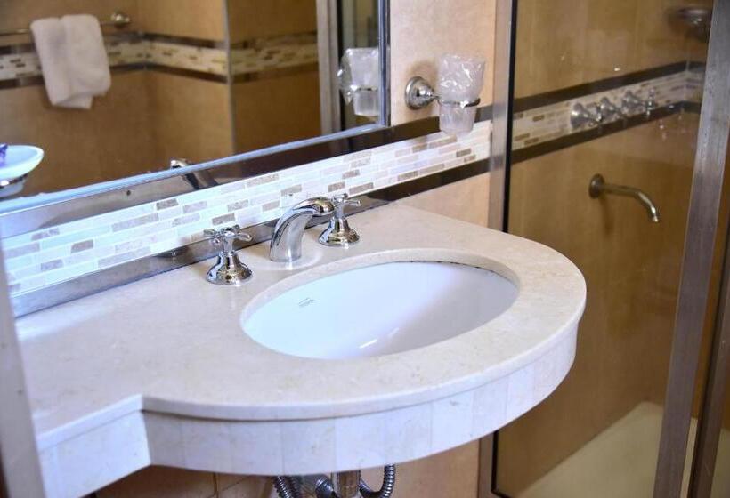 Отель Confianza