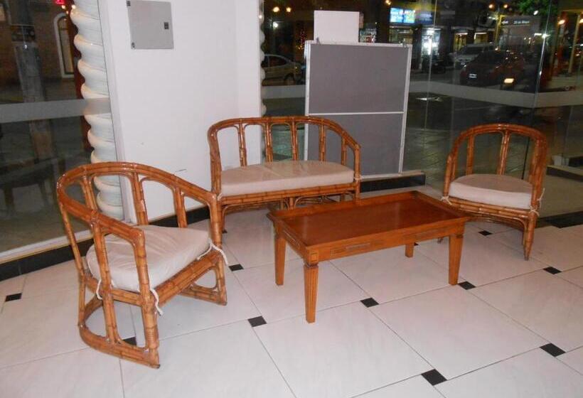 فندق De Las Artes