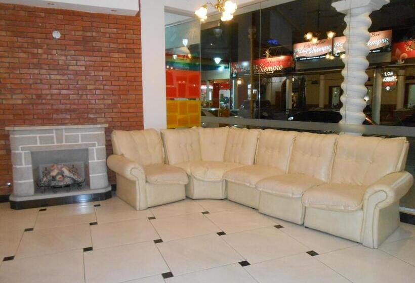 فندق De Las Artes