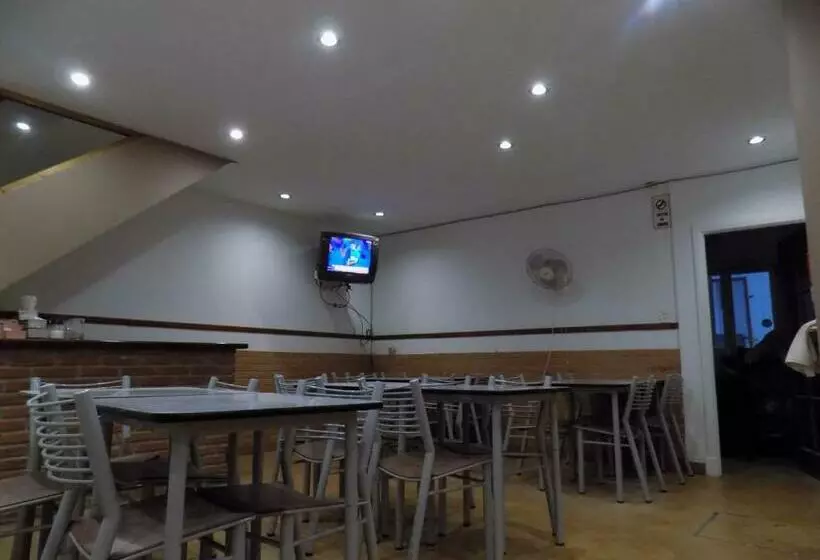 Hotel Embassy