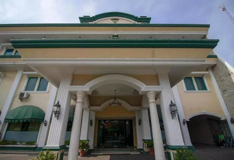 Hotel Permata Hijau