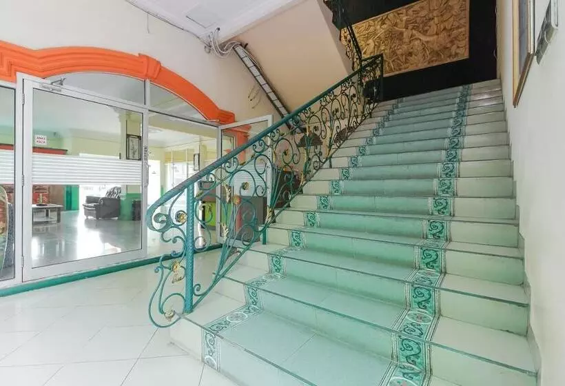 Hotel Permata Hijau