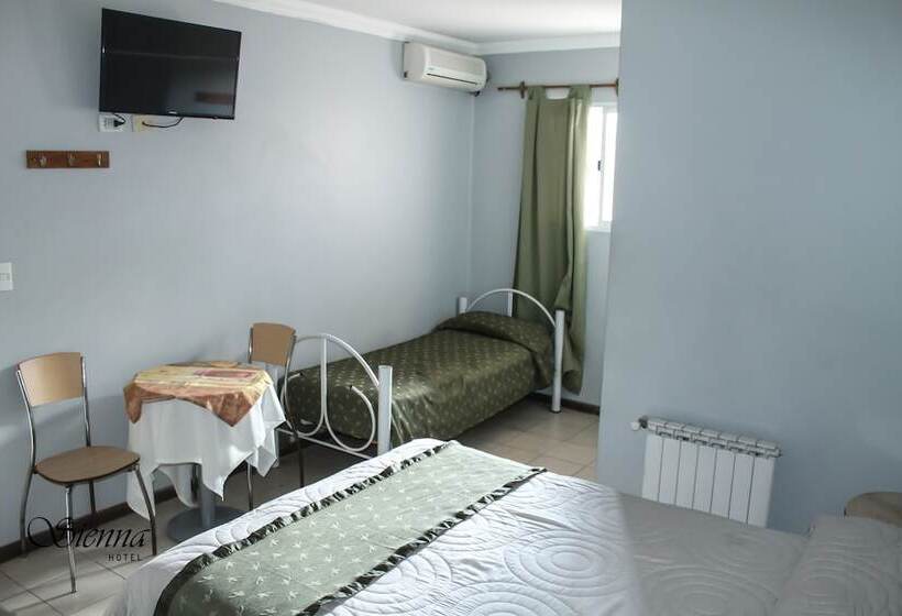 בית מלון כפרי Sienna